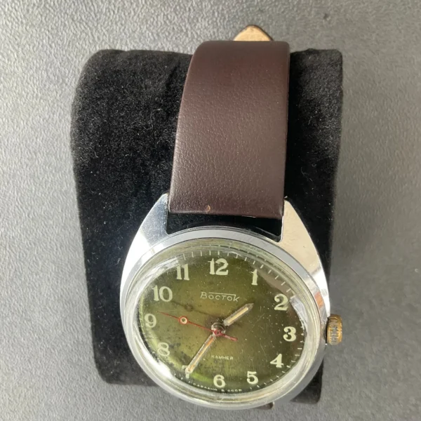 Vostok USSR Mechanical Watch 2414A 17 Jewels 1970s Soviet Military Vintage